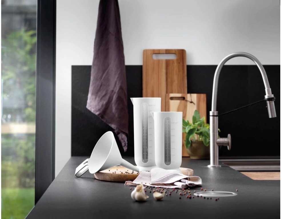 BlimPlus Odměrka Qb Arctic White 500 ml