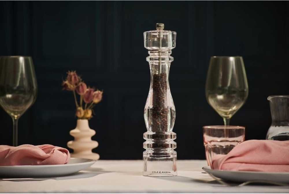 Cole & Mason Mlýnek na pepř London Acrylic Precision+ 30 cm