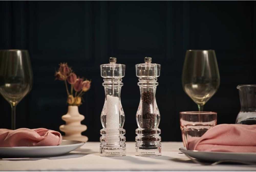 Cole & Mason Mlýnek na pepř London Acrylic Precision+ 30 cm