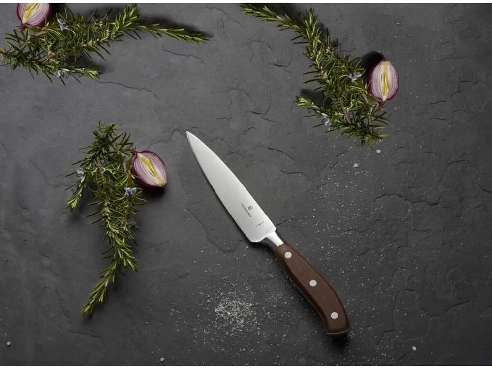 Victorinox Nůž kuchařský Grand Maître Wood 15 cm