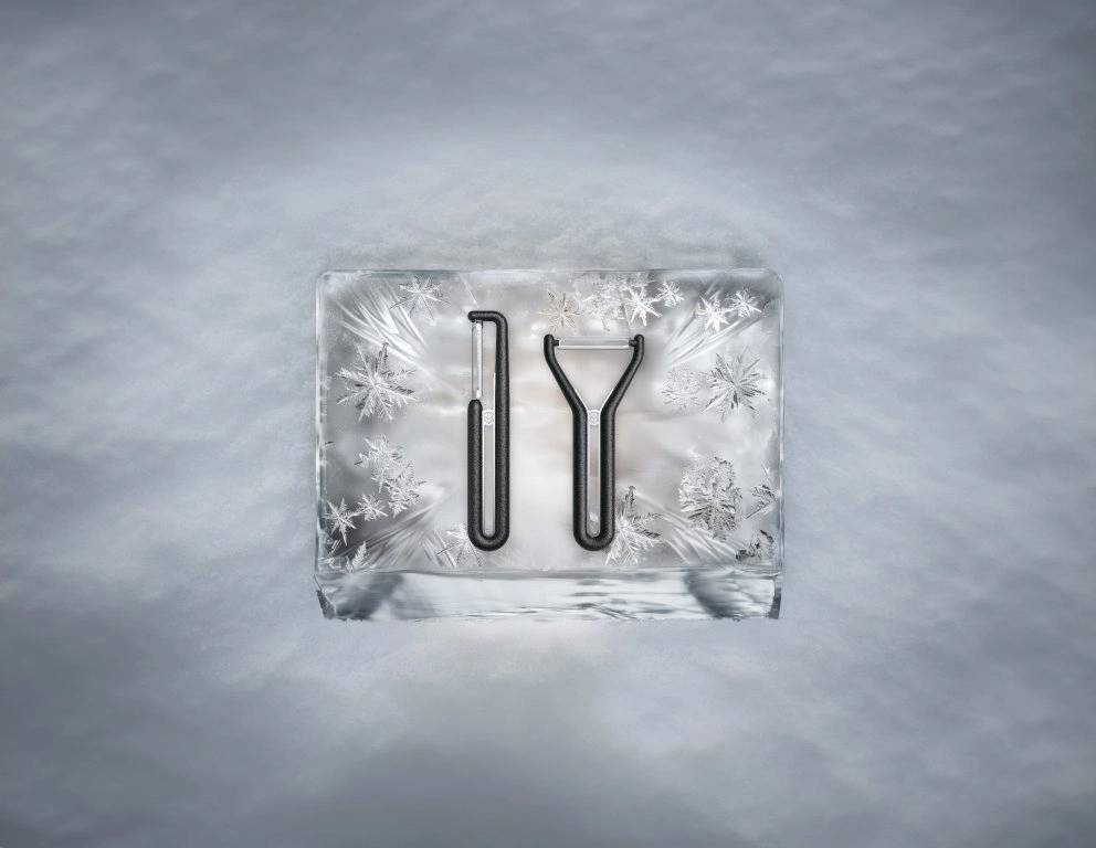 Victorinox Škrabka Nova-Y škrabka s dvojitým rovným ostřím černá