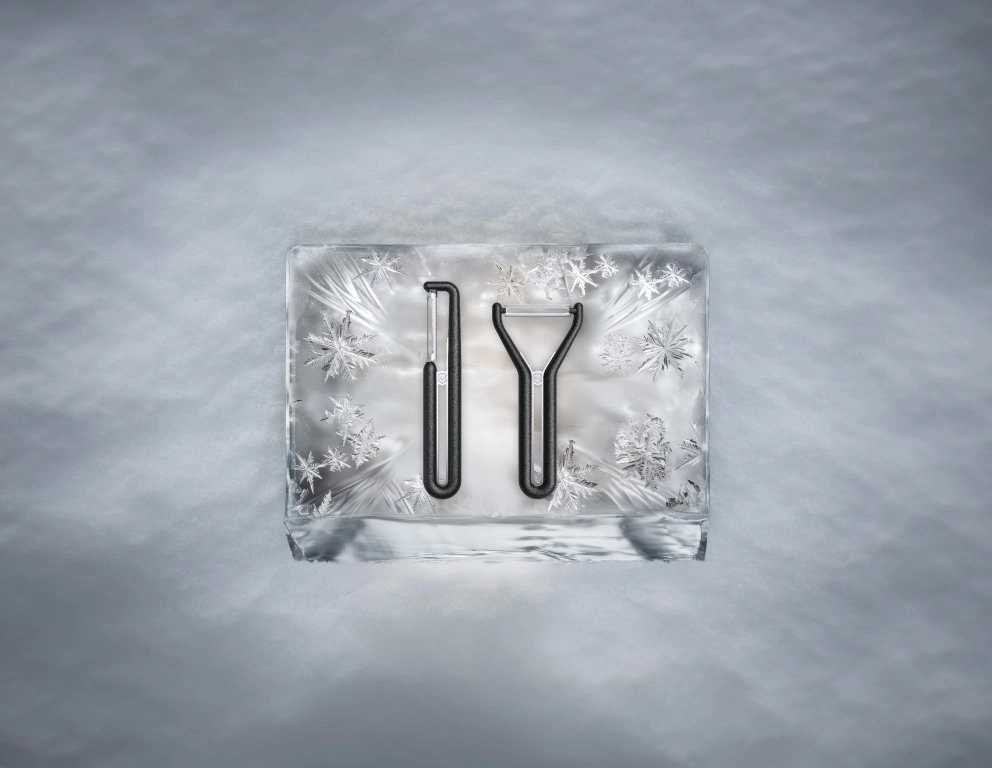 Victorinox Škrabka Nova-Y škrabka s dvojitým rovným ostřím černá