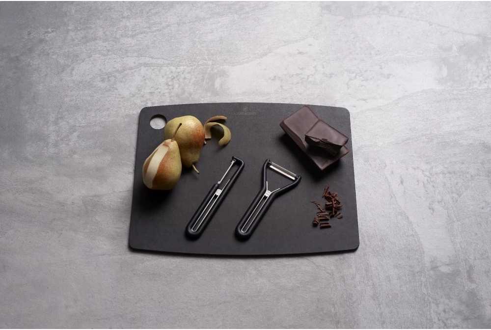 Victorinox Škrabka Nova-Y škrabka s dvojitým rovným ostřím černá