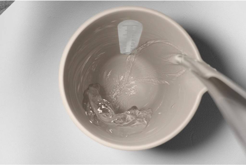 BlimPlus Odměrka Qb Moka Grey 500 ml