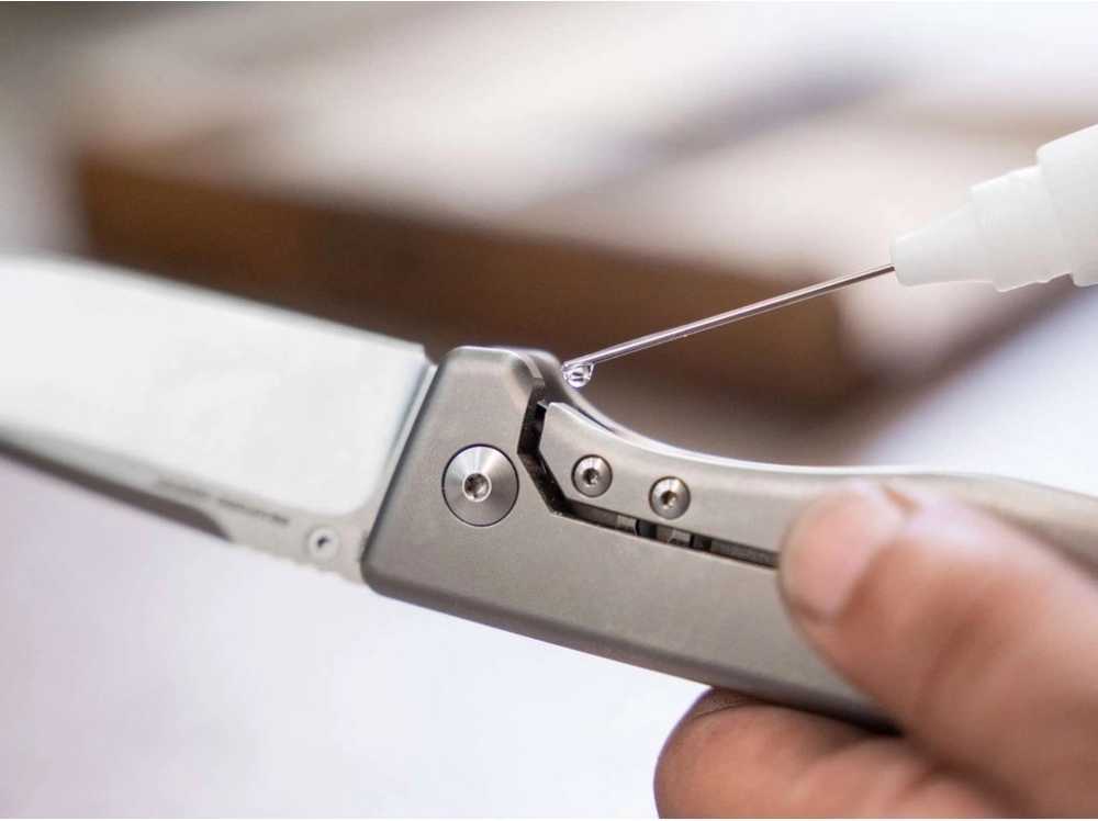 Böker Solingen Olejové pero pro péči o nože Oil Pen 2.0