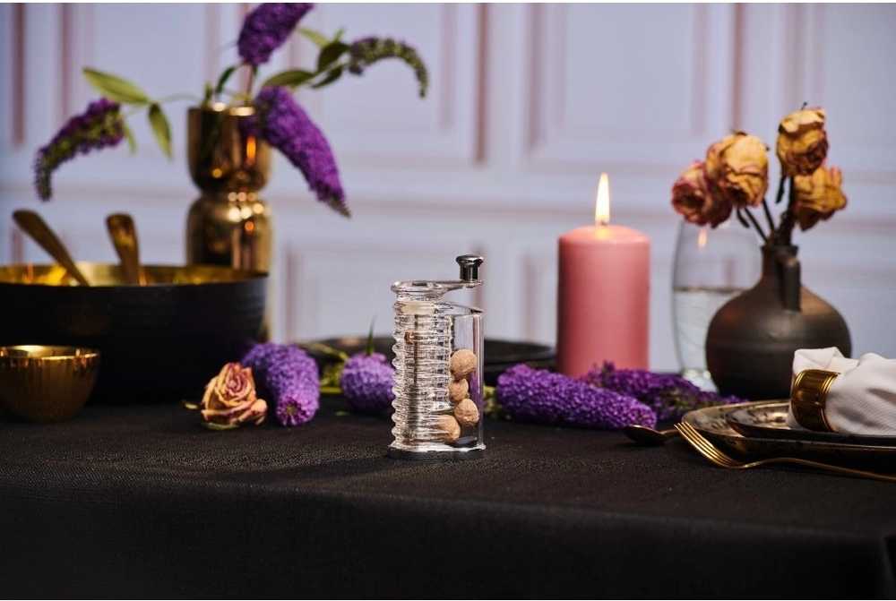 Cole & Mason Wallis mlýnek na muškátový oříšek