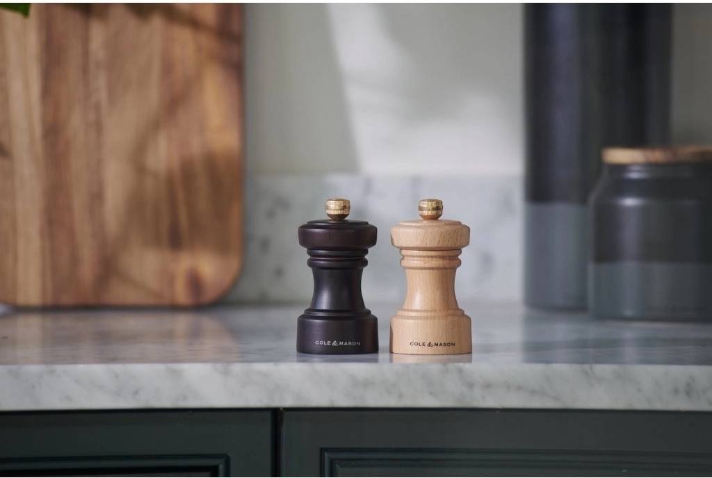 Cole & Mason Mlýnek na sůl Hoxton Precision+ Přírodní buk