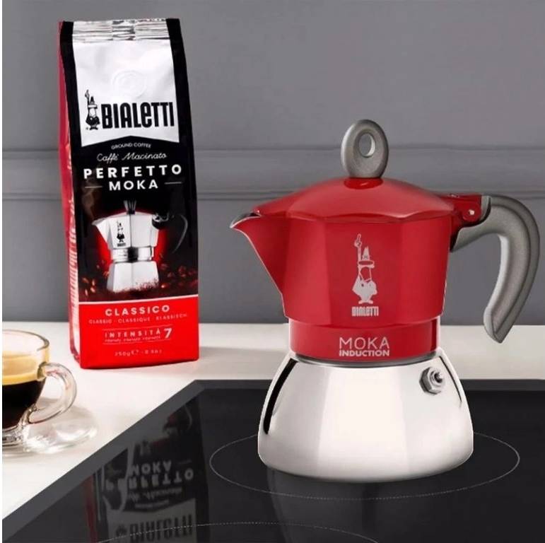Bialetti Moka kávovar New Moka Induction na 2 šálky červený