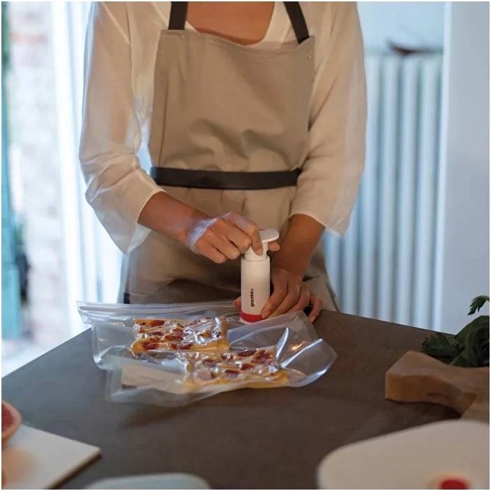 Guzzini Manuální vakuovačka SAVE-IT