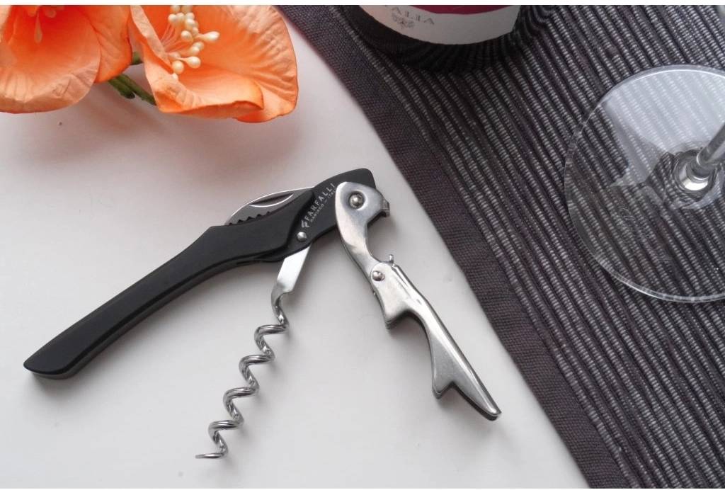 Farfalli Vývrtka XL černá