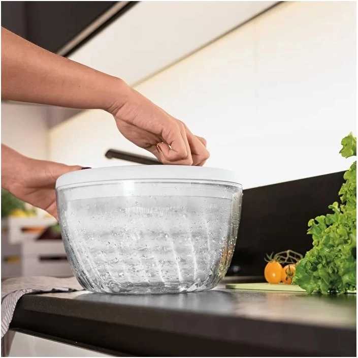 Guzzini Odstředivka na salát Spin&Store s víkem 26 cm bílá