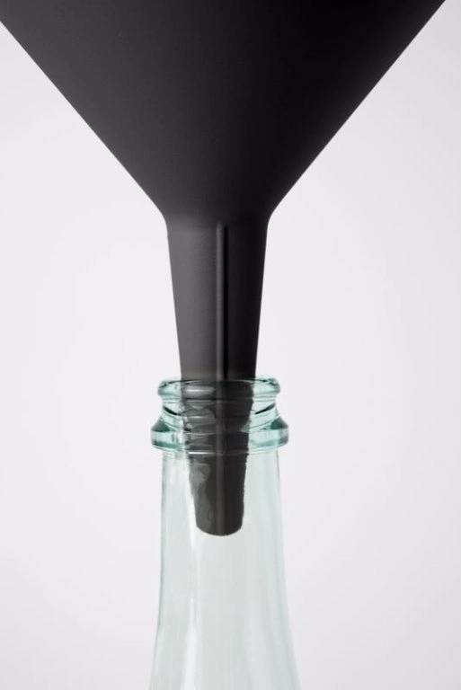 BlimPlus Nálevka s praktickou uzávěrou Dolina Carbon Black