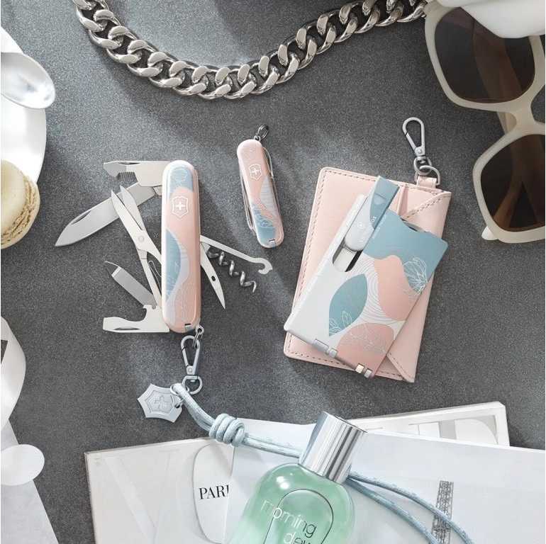 Victorinox Kapesní nůž Classic SD Paris Style