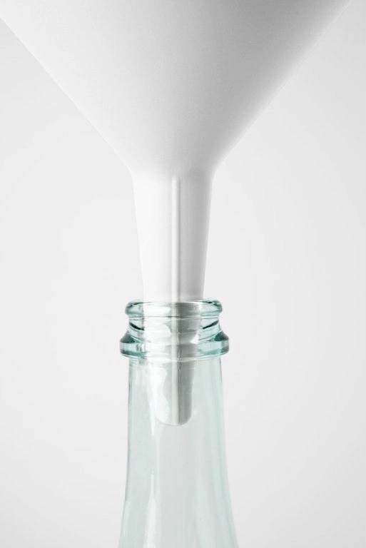 BlimPlus Nálevka s praktickou uzávěrou Dolina Arctic White