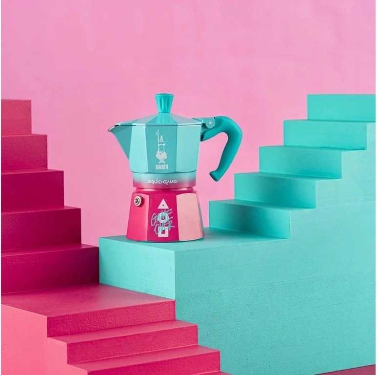 Bialetti Moka kávovar Moka Express Squid Gam na 6 šálků