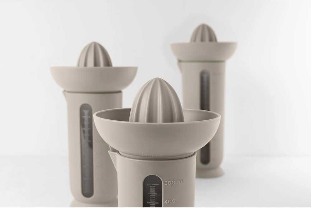 BlimPlus Lis na citrusy s odměrkou Ufo Moka Grey 500 ml