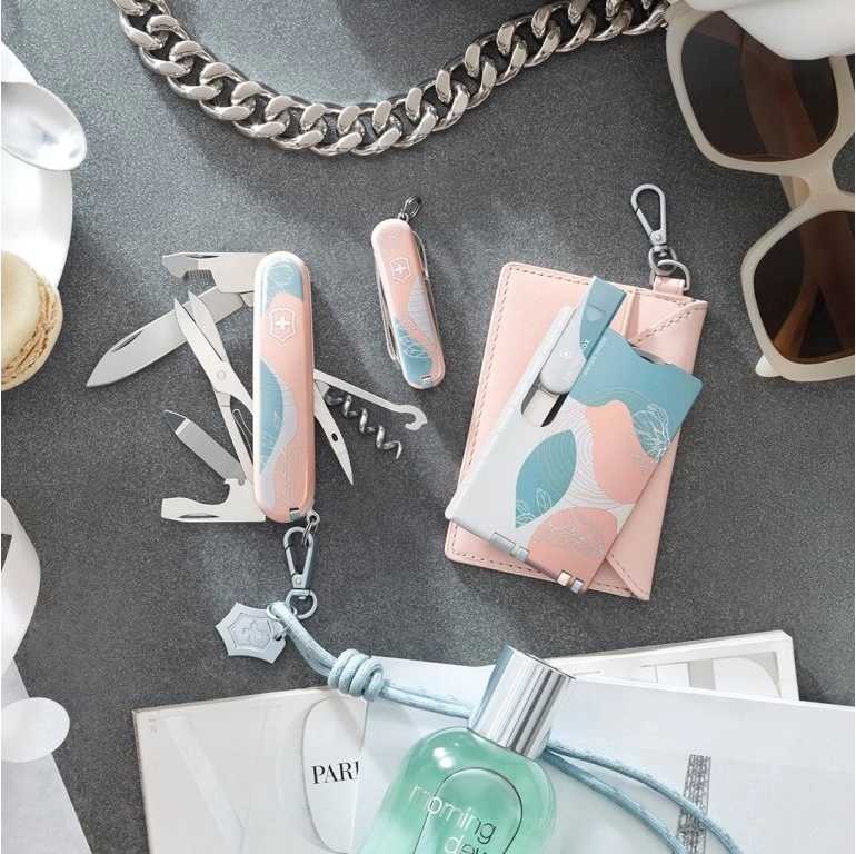 Victorinox Šňůrka na krk Neck Cord modro-šedá