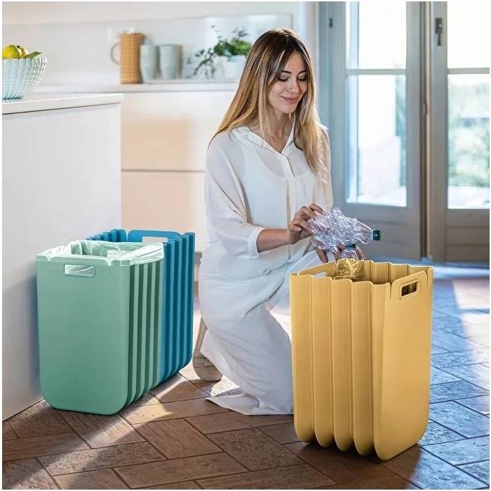 Guzzini Skládací kontejner Eco Packly Container víceúčelový černý