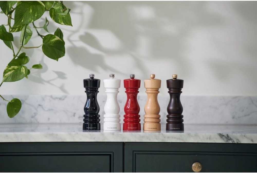 Cole & Mason Mlýnek na sůl London White Gloss Precision+ 18 cm