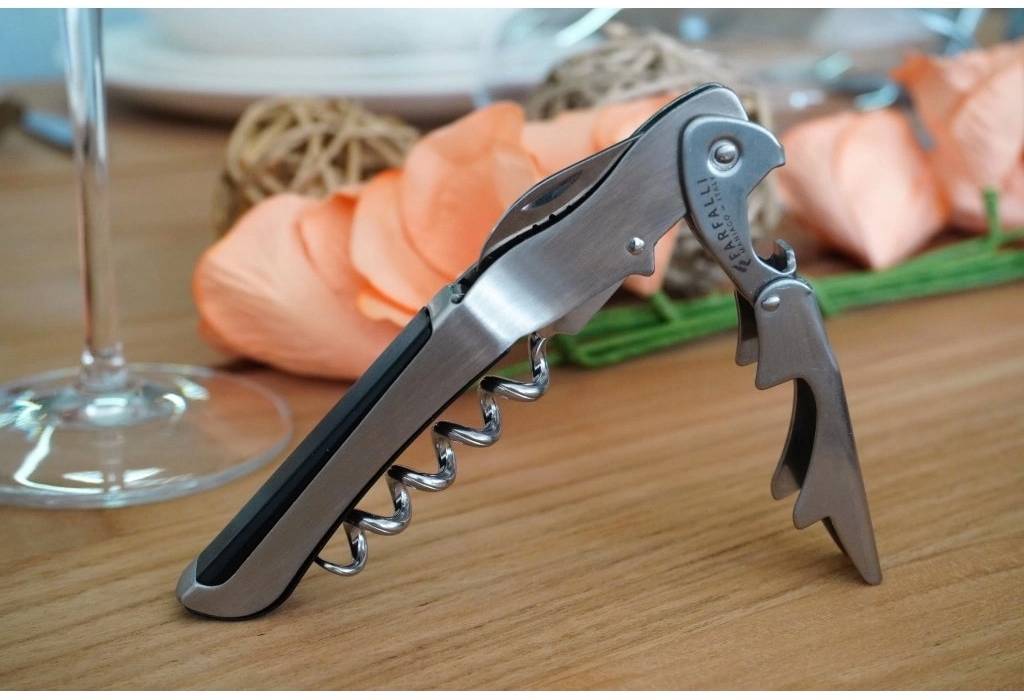 Farfalli Vývrtka Gulliver Inox ABS s dvojitou pákou černá