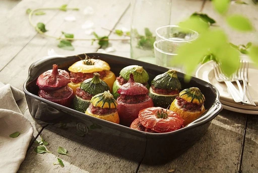 Emile Henry Ultime Zapékací mísa obdélníková 42.5 x 28 cm, šedivá Perle