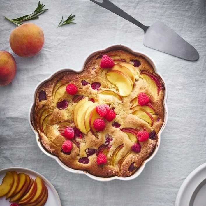 Emile Henry Madeline Koláčová forma tvaru srdce, 26.5 cm, Rose Candy