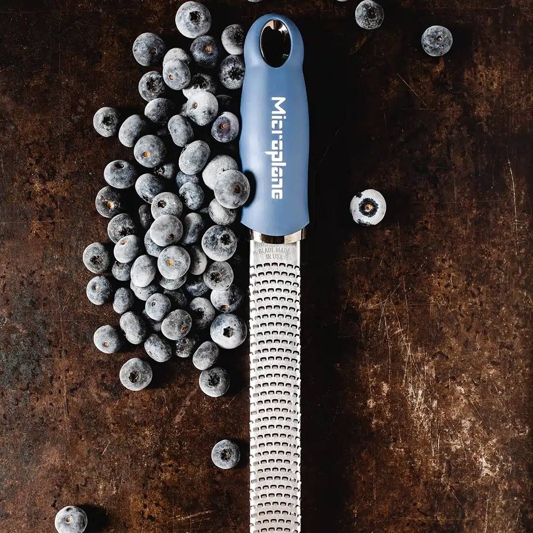 Microplane struhadlo Zester jemné s rukojetí modrá