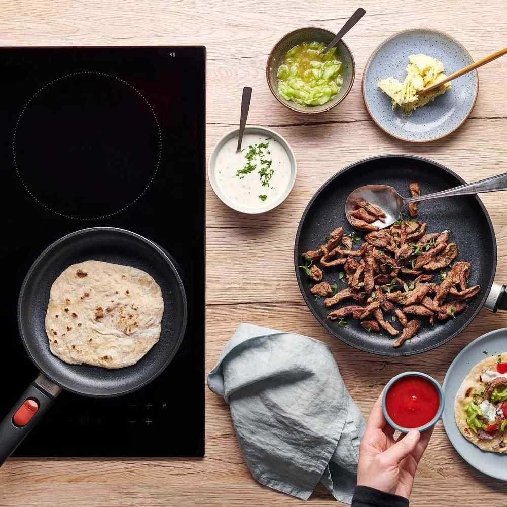 Woll Eco Lite QXR Pánev s odnímatelnou rukojetí, 28 cm