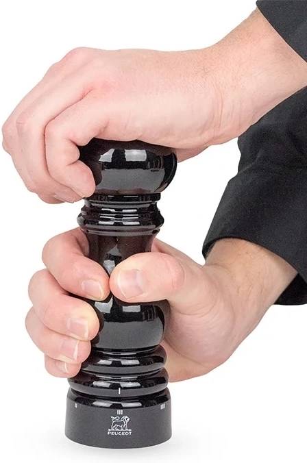 Peugeot Paris u'Select Mlýnek na sůl, 18 cm, černý lak