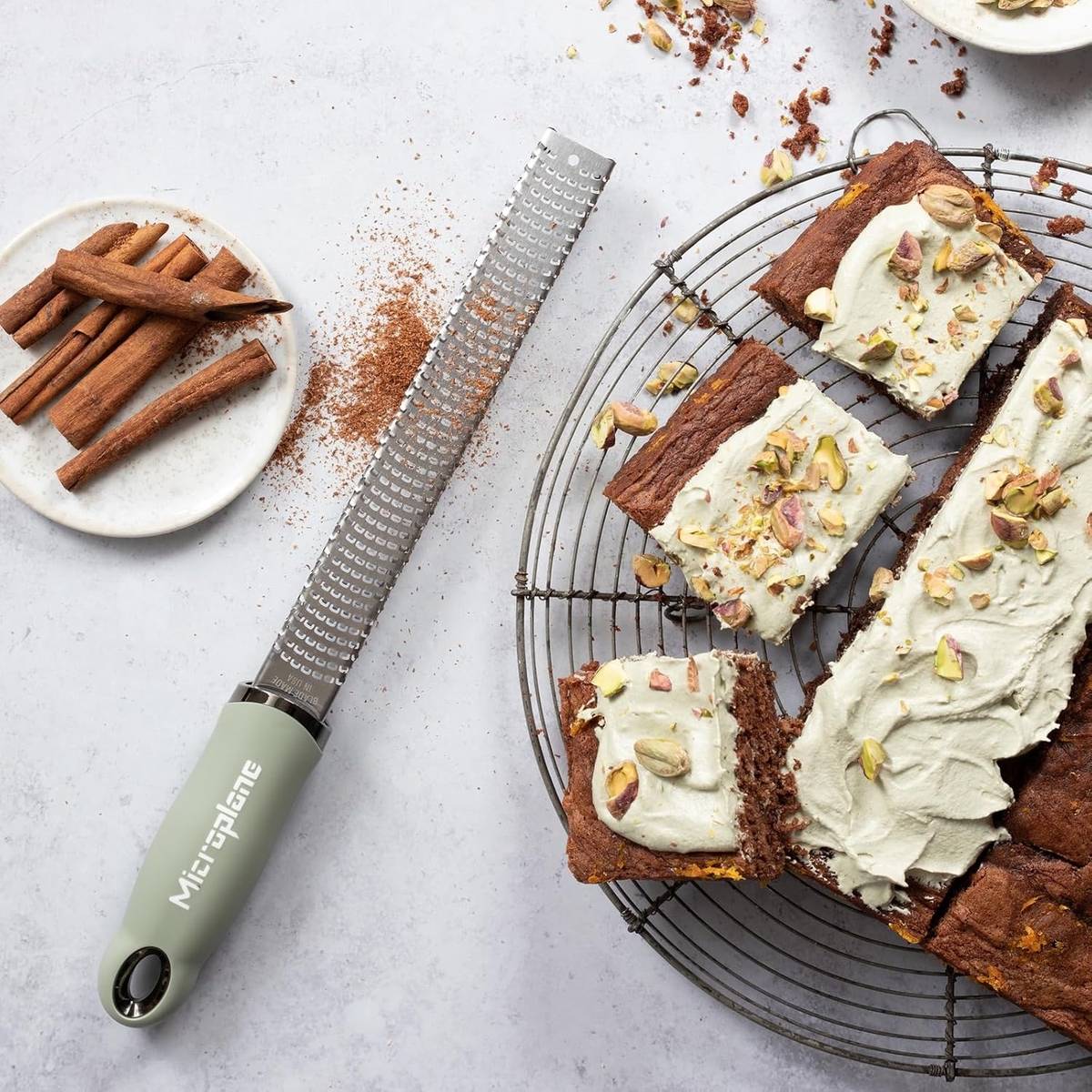 Microplane struhadlo Zester jemné s rukojetí zelená