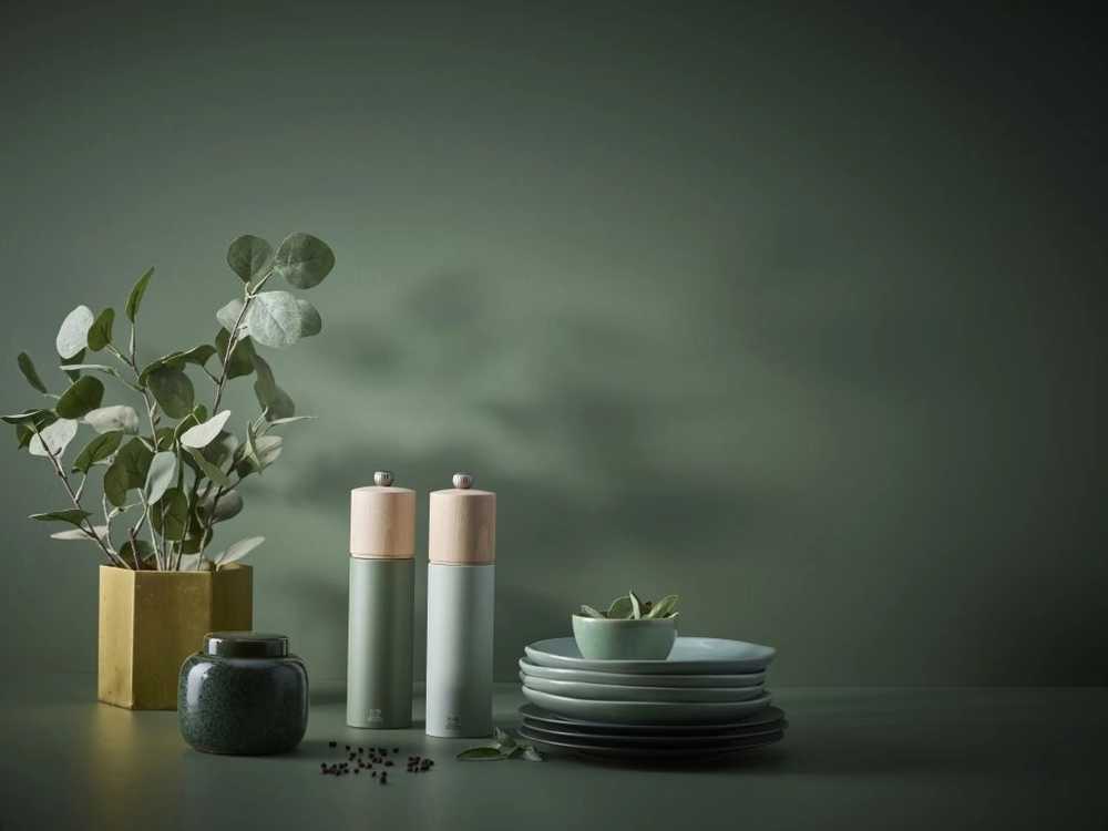 Peugeot Boreal Mlýnek na sůl, 21 cm, šalvějově zelená