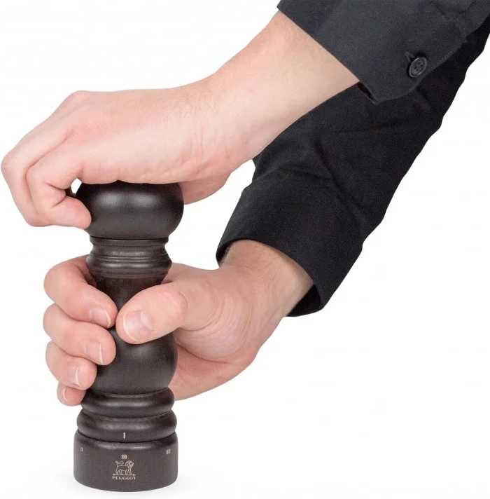 Peugeot Paris u'Select Mlýnek na sůl, 18 cm, čokoládová