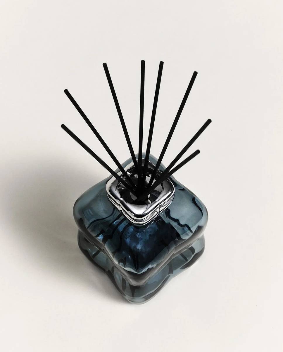 Maison Berger Paris Aroma difuzér Cosy s náplní Cozy Musk, 200 ml, modrá