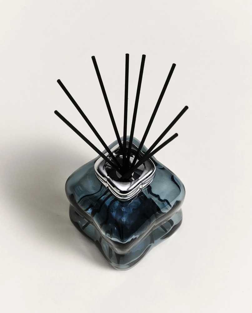 Maison Berger Paris Aroma difuzér Cosy s náplní Cozy Musk, 200 ml, modrá