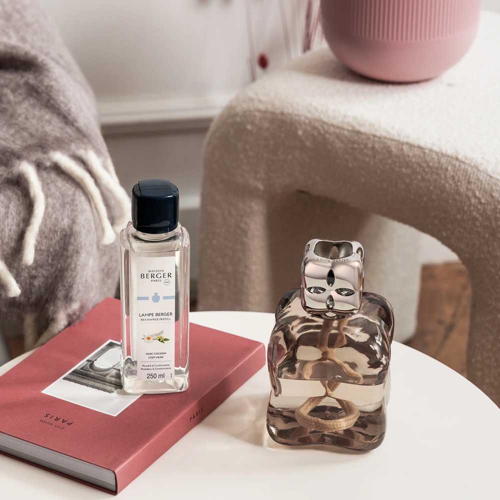 Maison Berger Paris Katalytická lampa Cosy s náplní Cozy Musk, 250 ml, hnědá