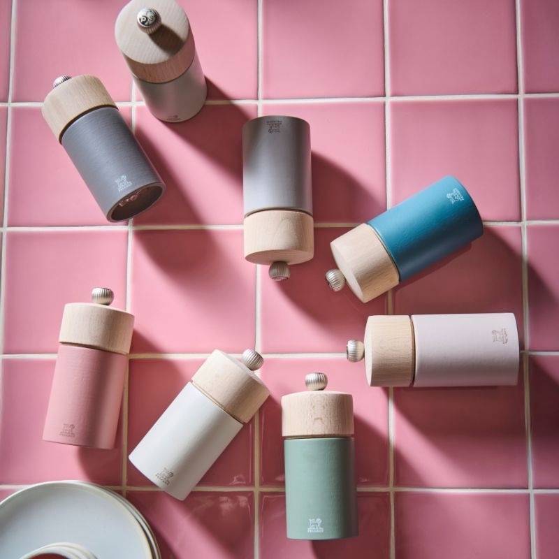 Peugeot Boreal Mlýnek na pepř, 12 cm, tmavě šedá