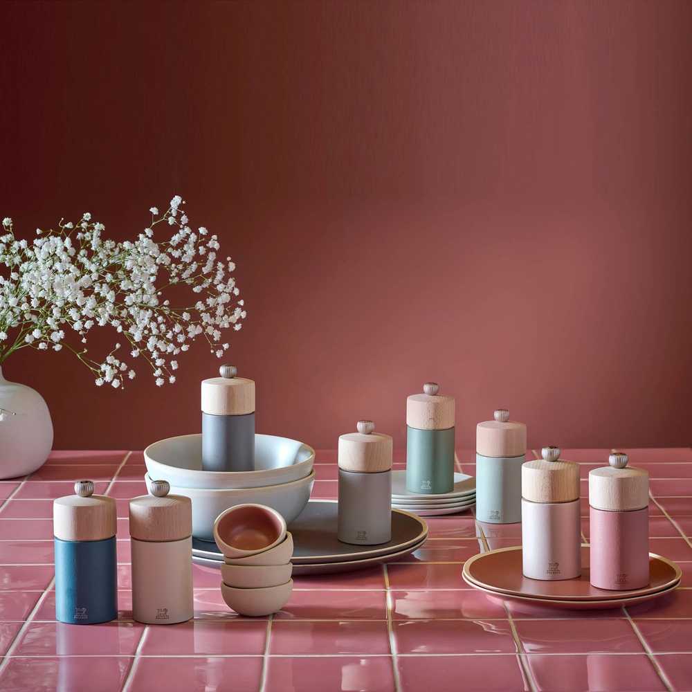 Peugeot Boreal Mlýnek na pepř, 12 cm, tmavě šedá