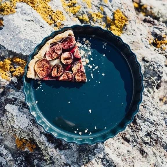 Emile Henry Écume Koláčová forma 29.5 x 4 cm, světle modrá