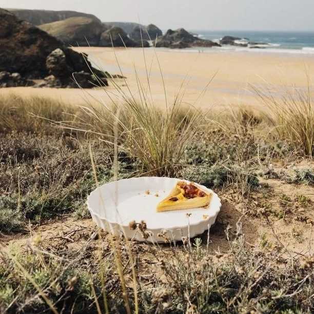 Emile Henry Écume Koláčová forma 29.5 x 4 cm, světle modrá