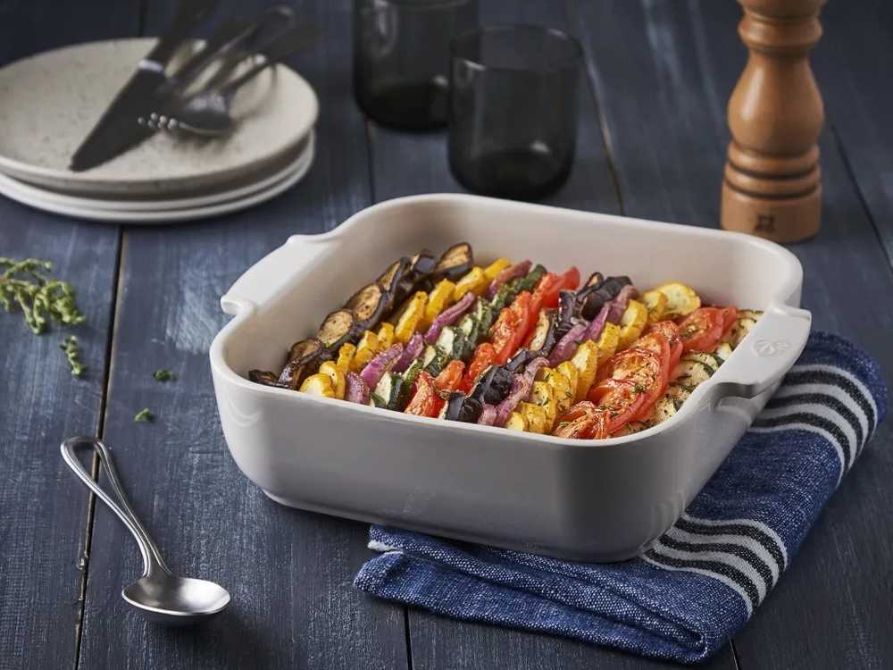 Peugeot Appolia Keramická zapékací mísa, 32 cm, slonová kost