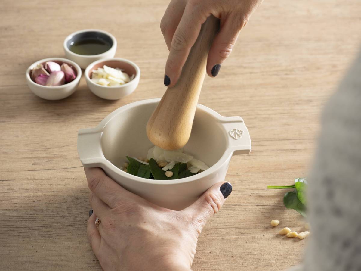 Peugeot Appolia Keramický hmoždíř, slonová kost