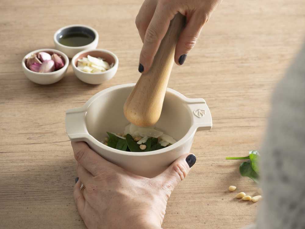 Peugeot Appolia Keramický hmoždíř, slonová kost