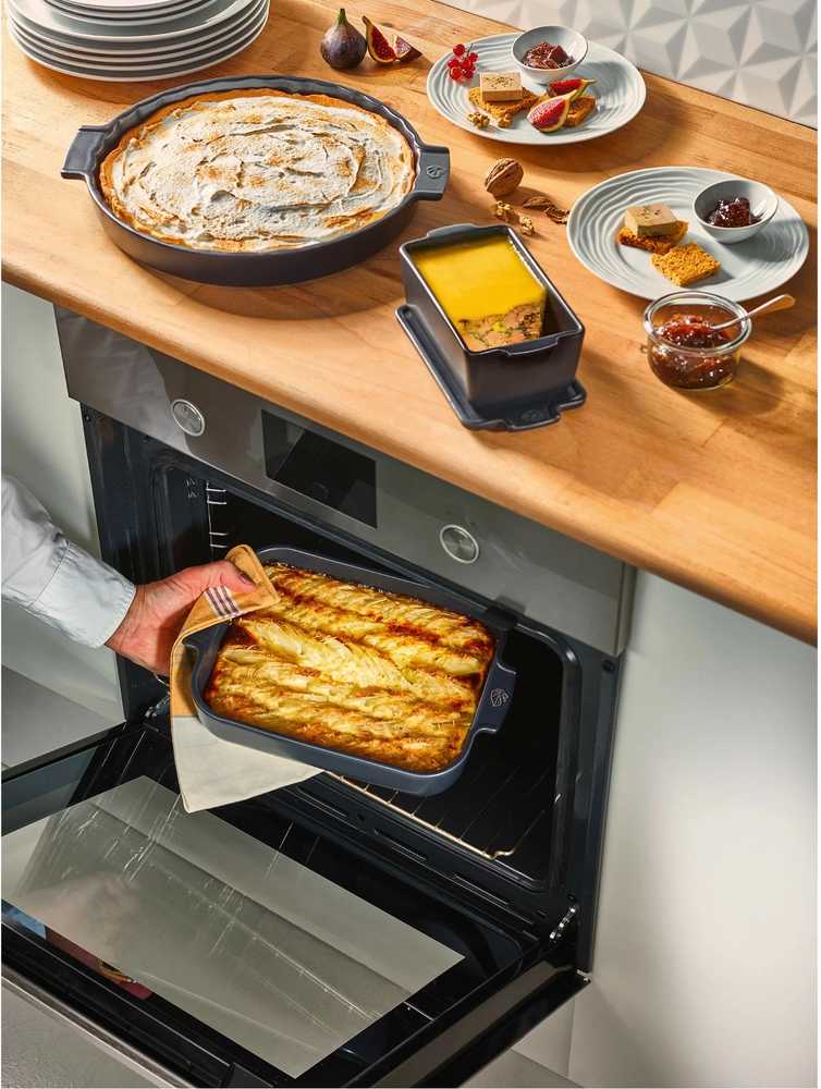 Peugeot Appolia Keramická forma na koláč, 28 cm, šedá břidlicová