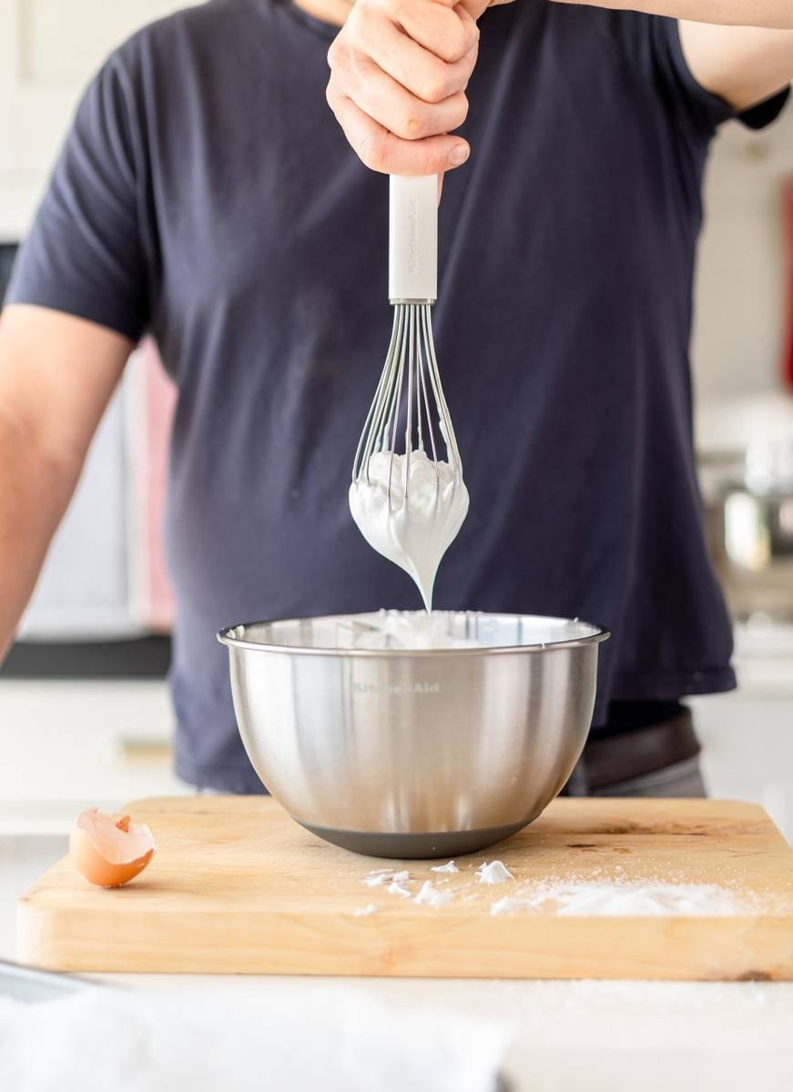 KitchenAid Kuchyňská metlička, 27 cm, porcelain white