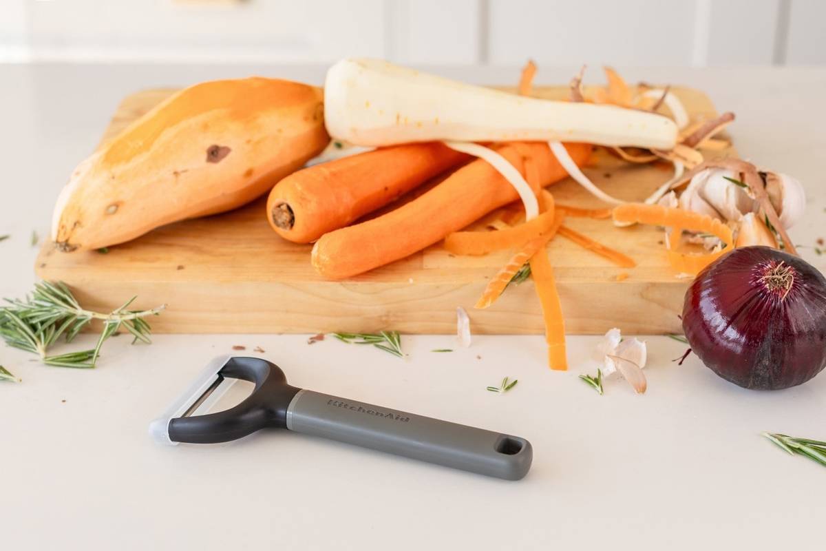 KitchenAid Škrabka horizontální, 17.5 cm, charcoal grey