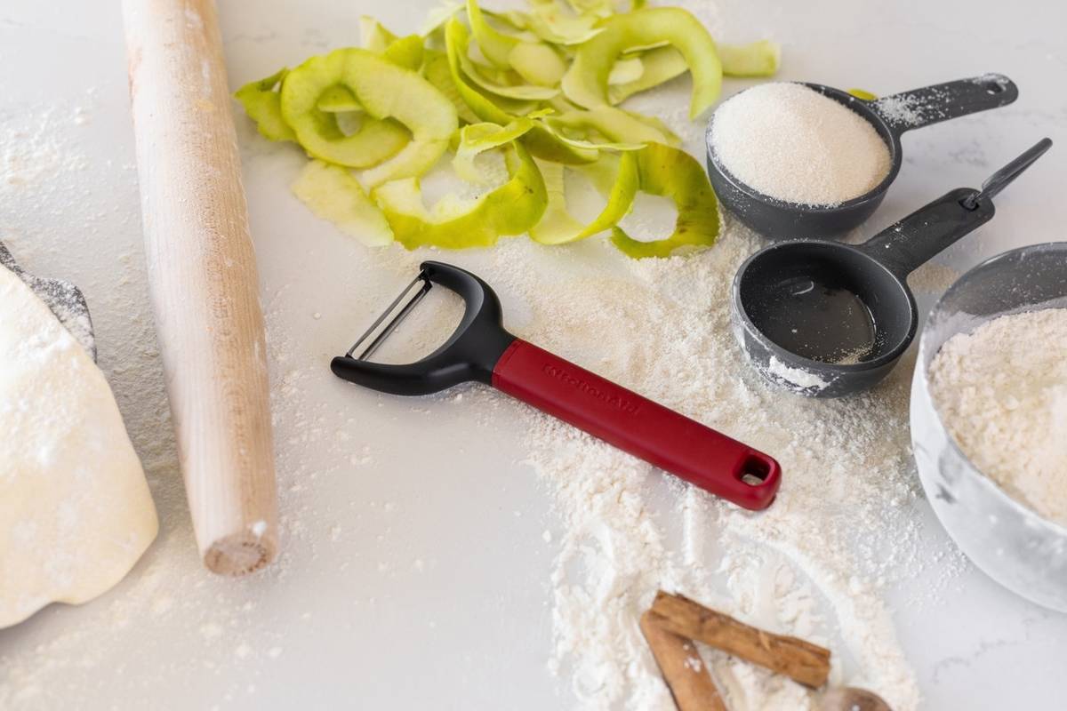 KitchenAid Škrabka horizontální, 17.5 cm, empire red