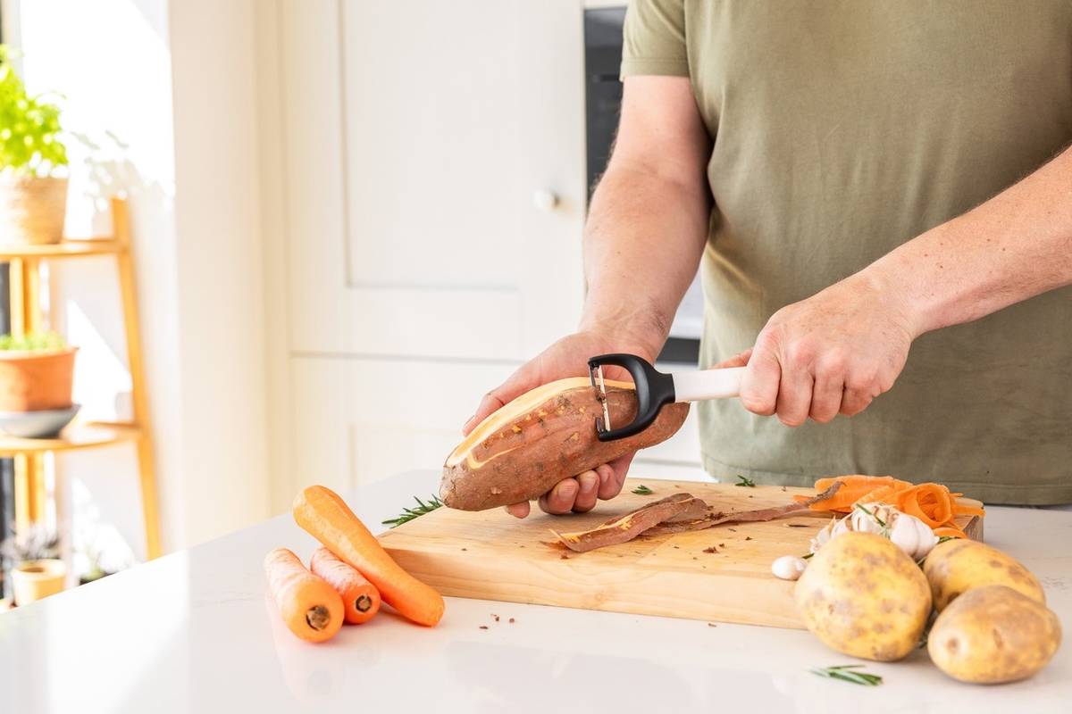 KitchenAid Škrabka horizontální, 17.5 cm, porcelain white