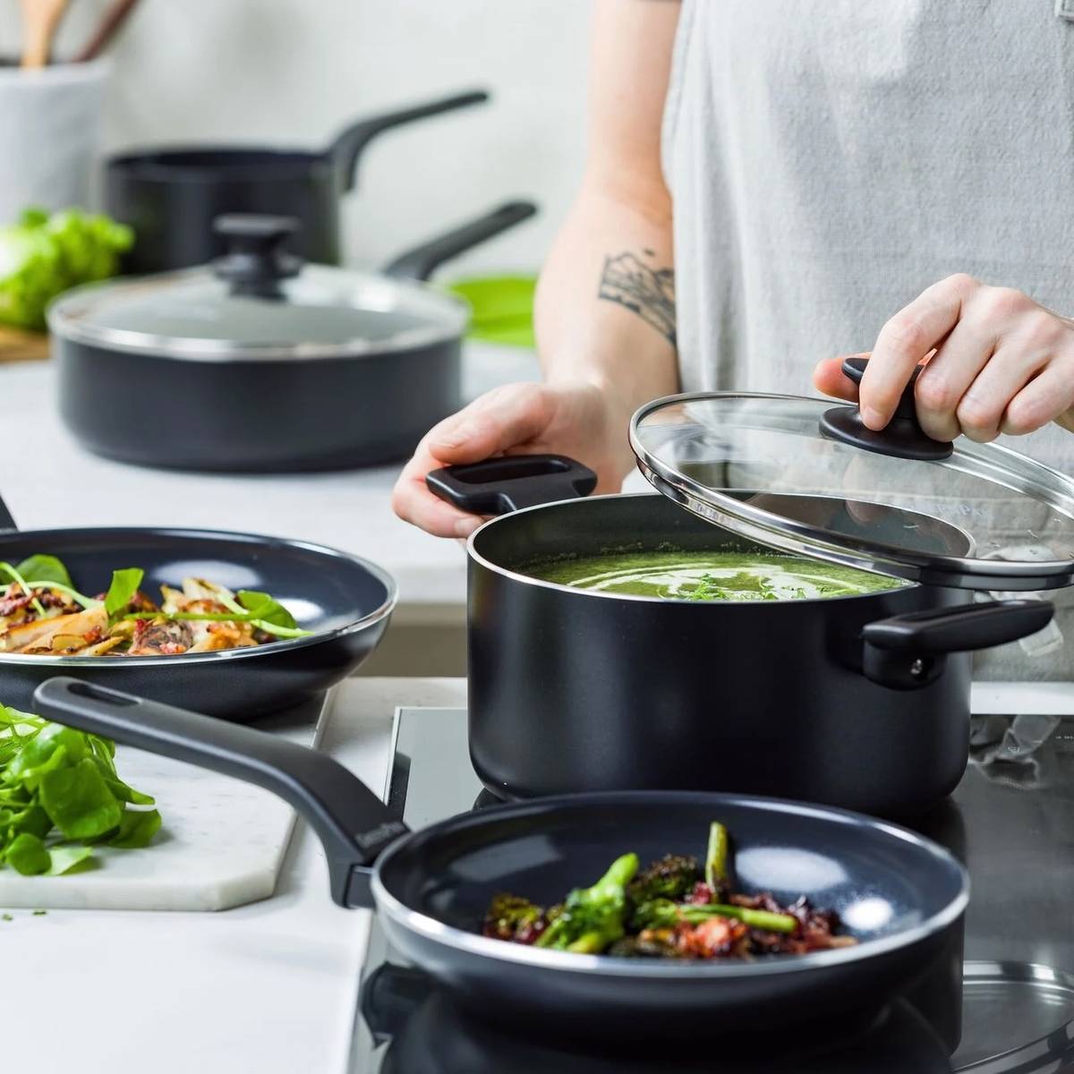 GreenPan Essence Sada nádobí, 9 ks, černá