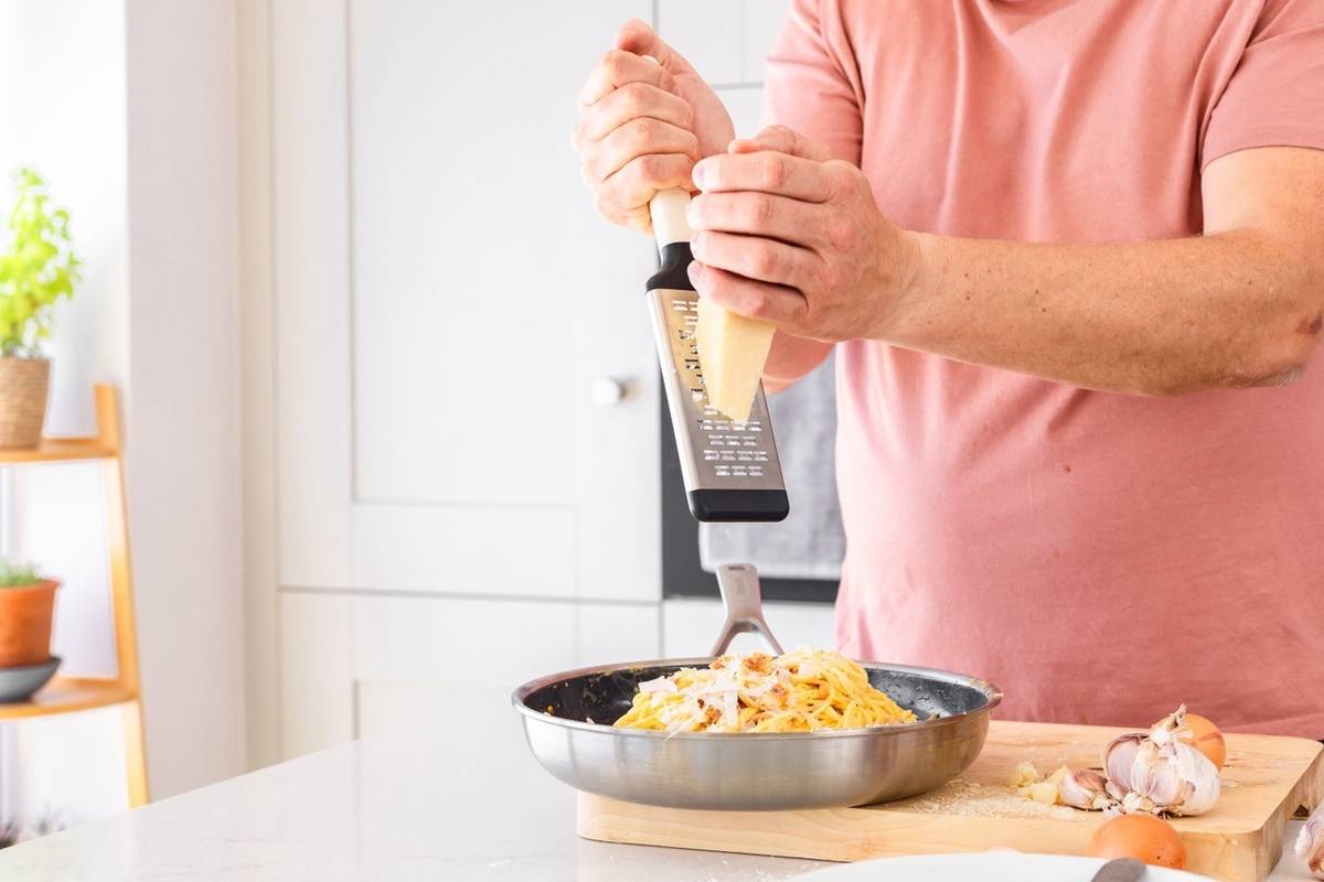 KitchenAid Struhadlo střední, porcelain white