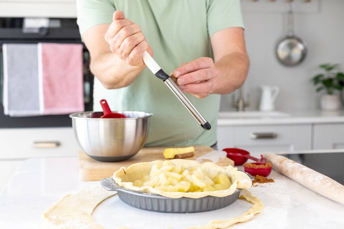 KitchenAid Struhadlo jemné, porcelain white